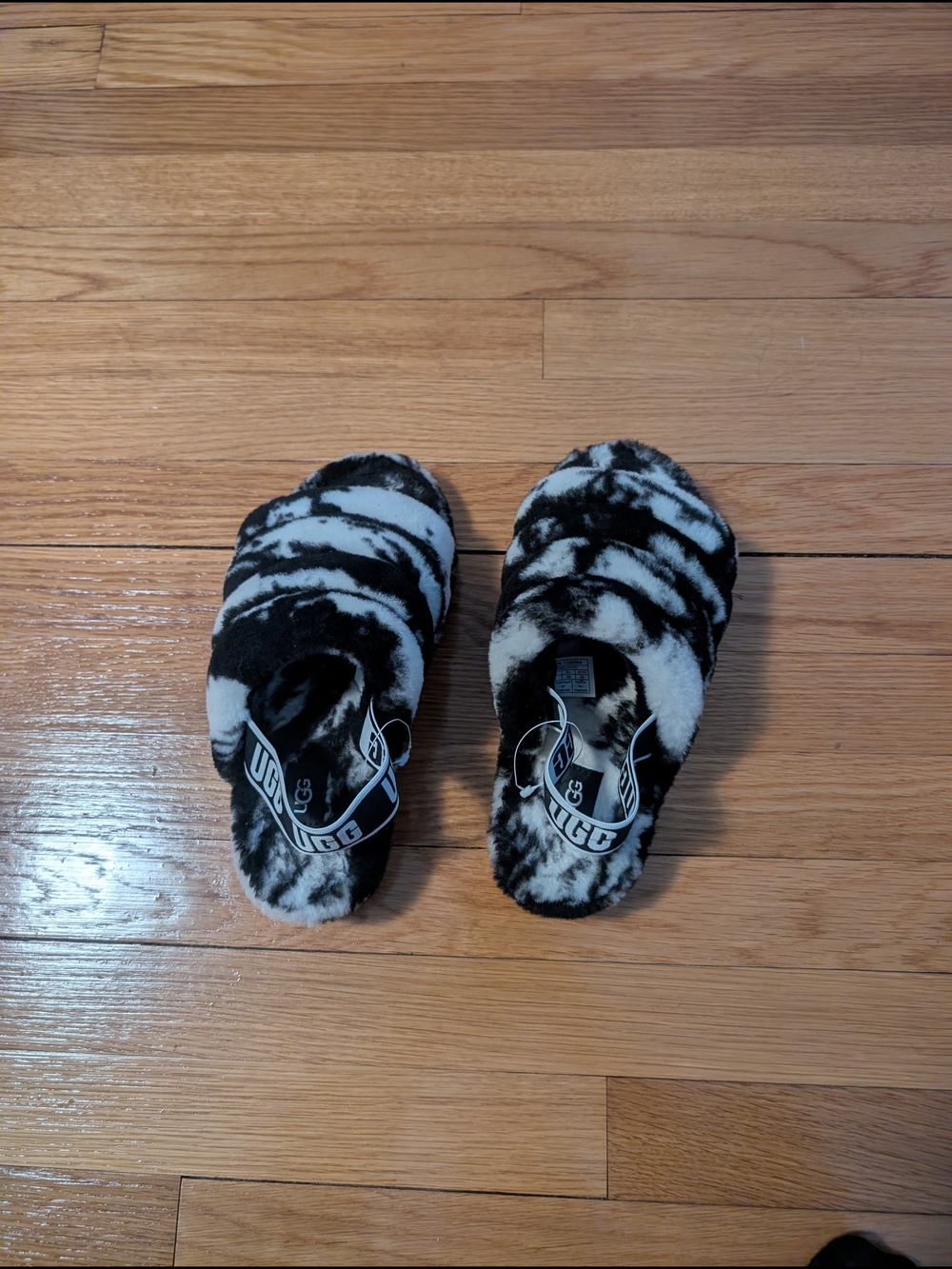 UGG Fluff Slide Tie-Dye Black & White Slippers